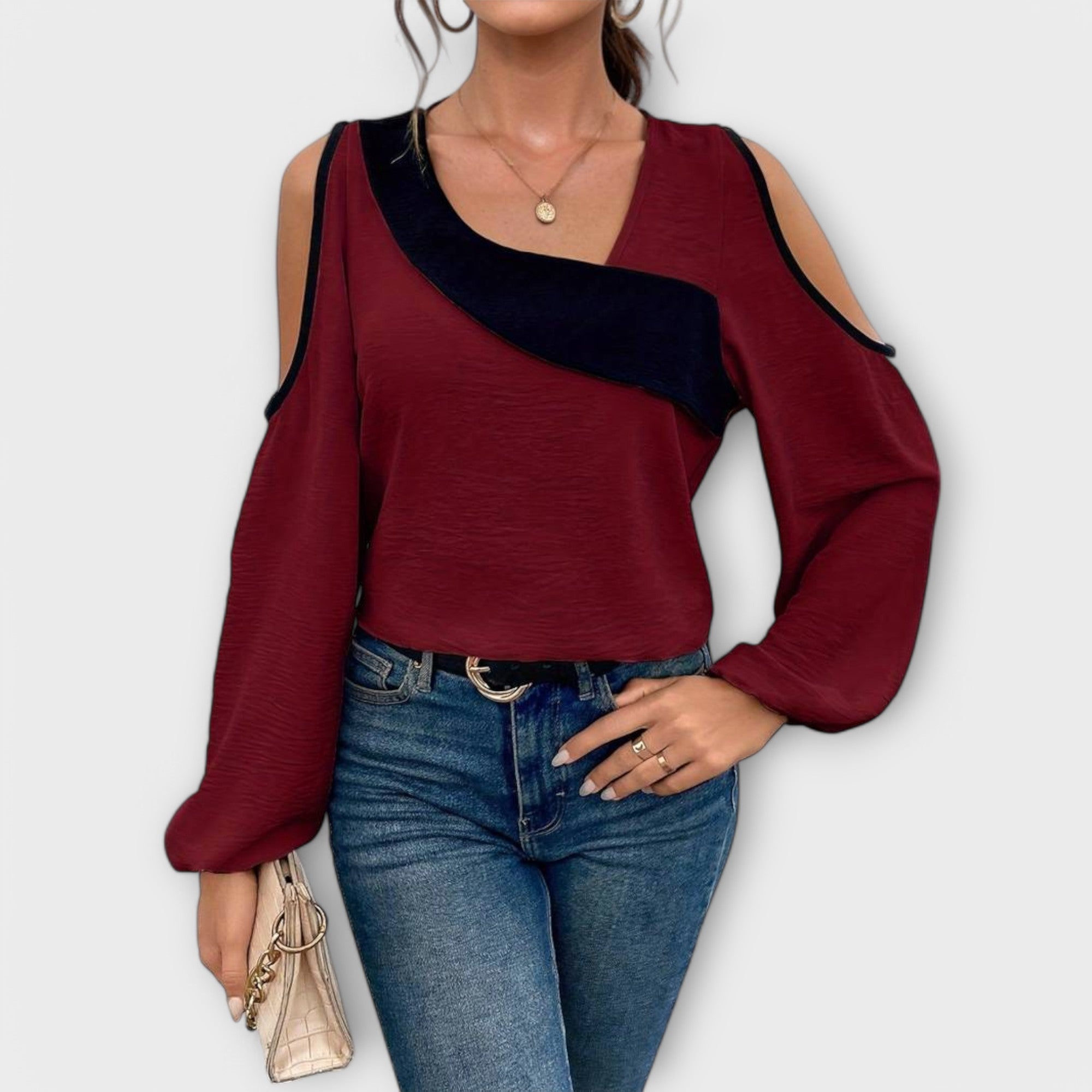 Rhea™ | Everyday Chic Neckline